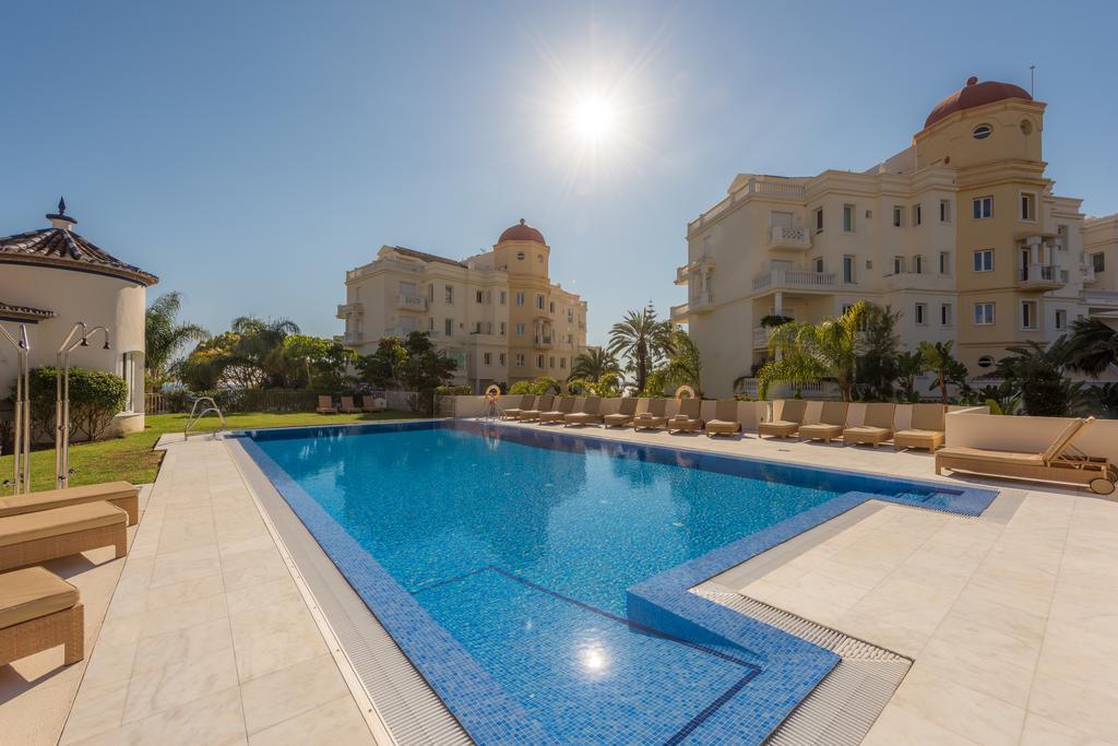 Las Dunas Suites & Apartments Estepona Pokoj fotografie