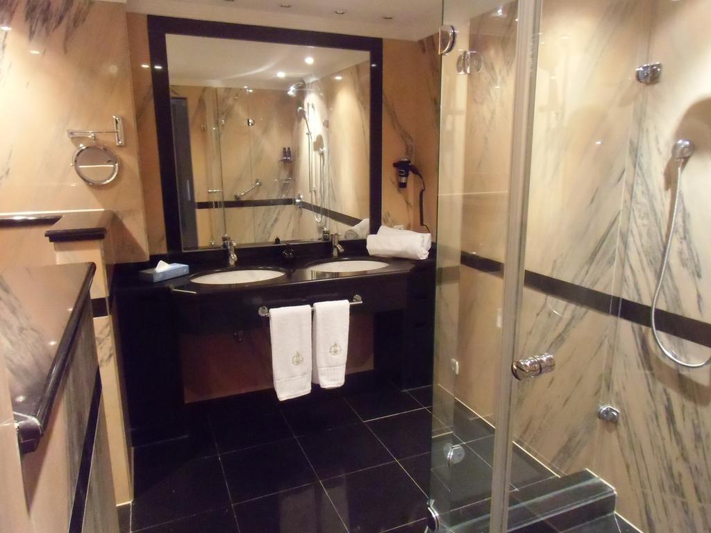 Las Dunas Suites & Apartments Estepona Pokoj fotografie